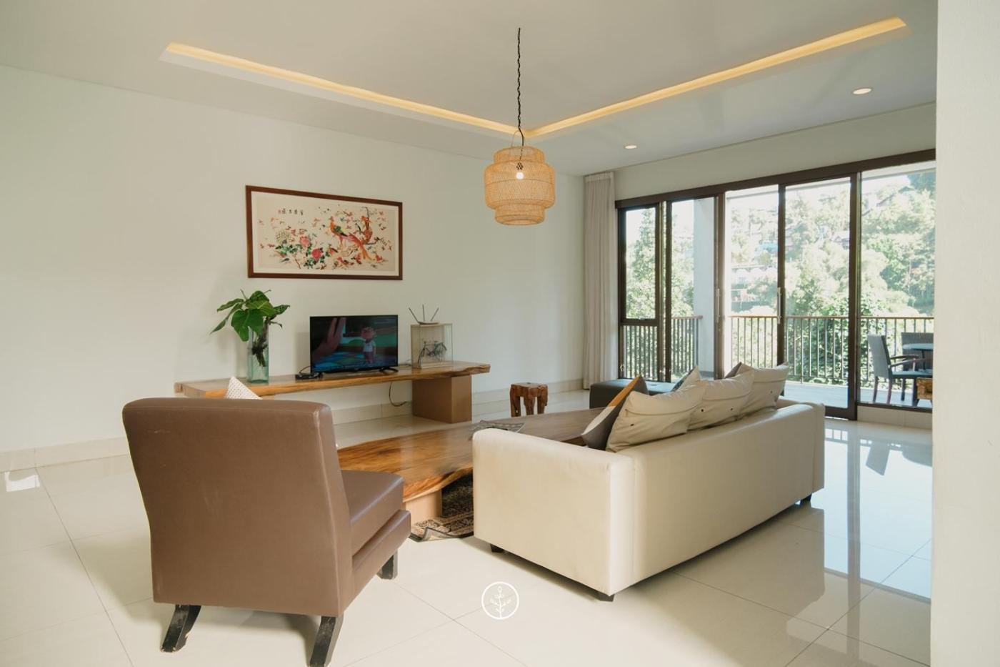 Narwastu Hill View Villa 6 Bedrooms With A Private Swimming Pool Bandung Exterior foto