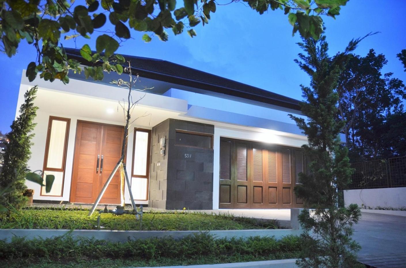 Narwastu Hill View Villa 6 Bedrooms With A Private Swimming Pool Bandung Exterior foto