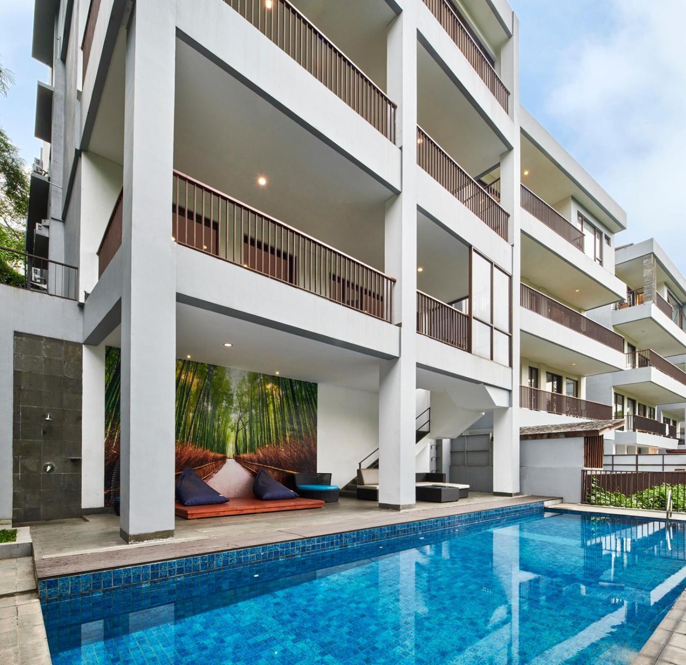 Narwastu Hill View Villa 6 Bedrooms With A Private Swimming Pool Bandung Exterior foto